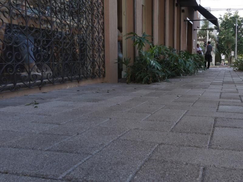 Calçada em piso intertravado de concreto